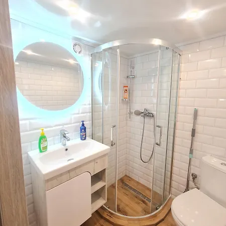 Smart нечуя-левицького 16-5 Apartamento *