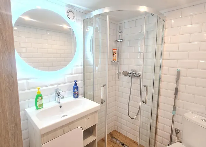 Smart нечуя-левицького 16-5 Apartamento *