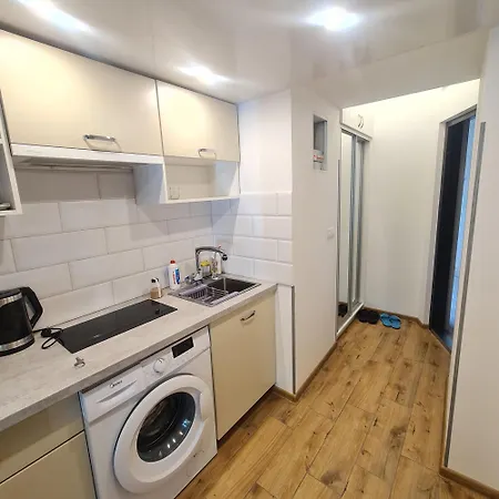 Smart нечуя-левицького 16-5 Apartman *